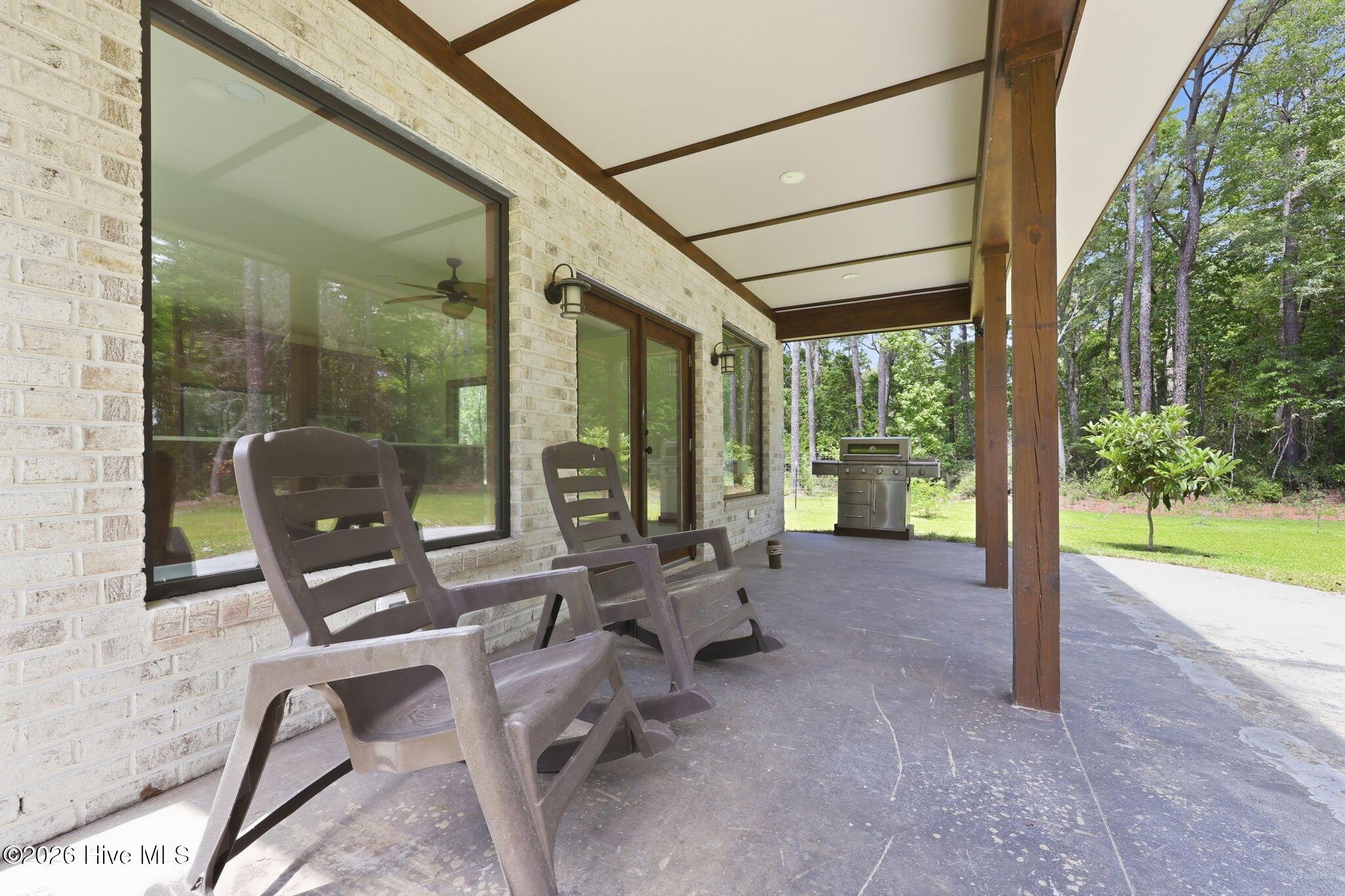 Image 4: 14-web-or-mls-307 Crows Nest Rd 014