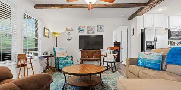 Image 4: 5-web-or-mls-CAMMediaLLC.com (12 of 39)
