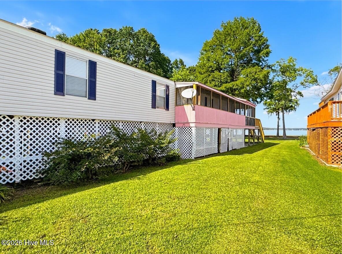 Image 3: RealtyCam Photo 1 (1)