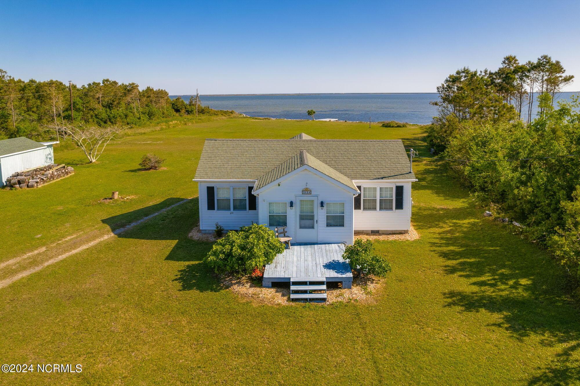 Image 2: 2524 Cedar Island Rd