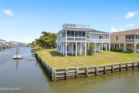 402 Dolphin Street