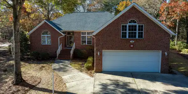 345 Lockwood Lane SW