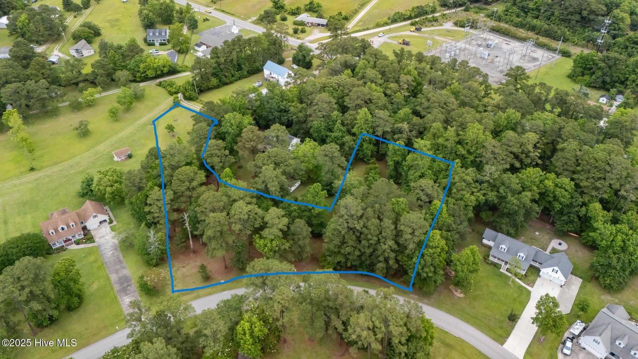Image 3: 210 Winding Woods Way
