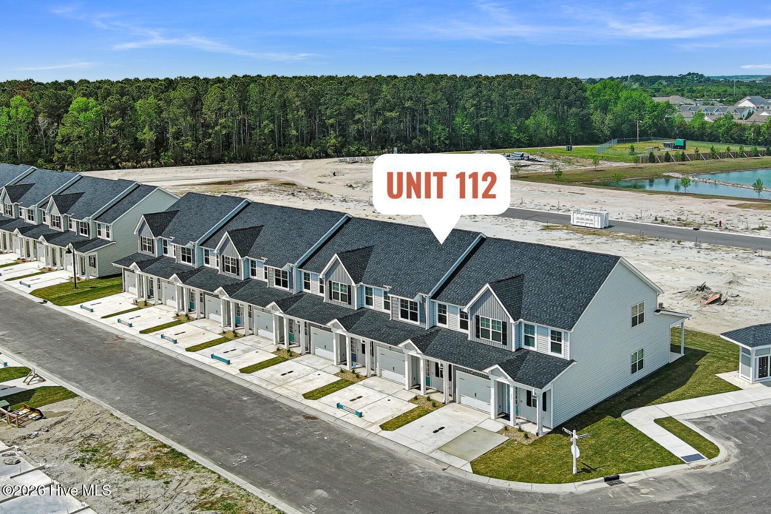 Image 2: New Townhome in Beaufort