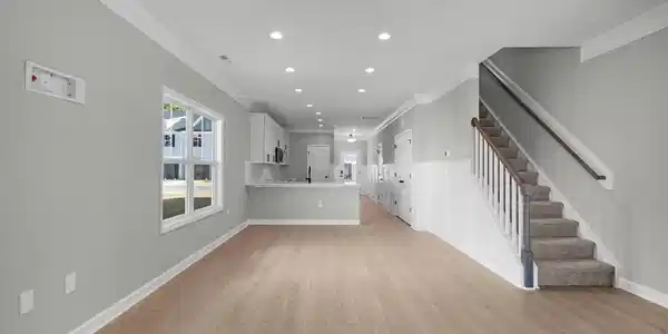 Image 4: Open Living Room and Dining Space