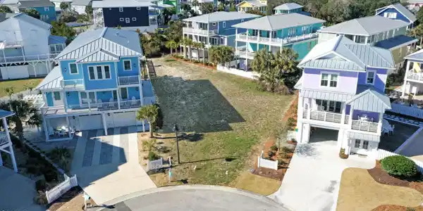 509 Seahorse Place