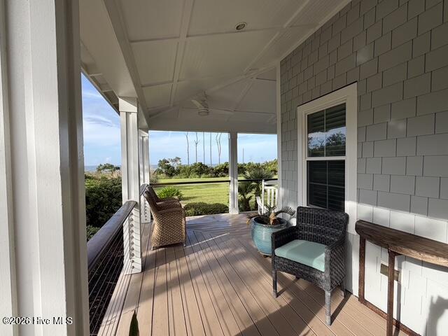 Image 2: 448 Seashore Dr