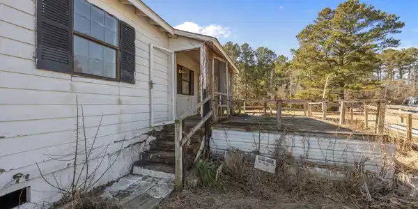 270 Smith Creek Road