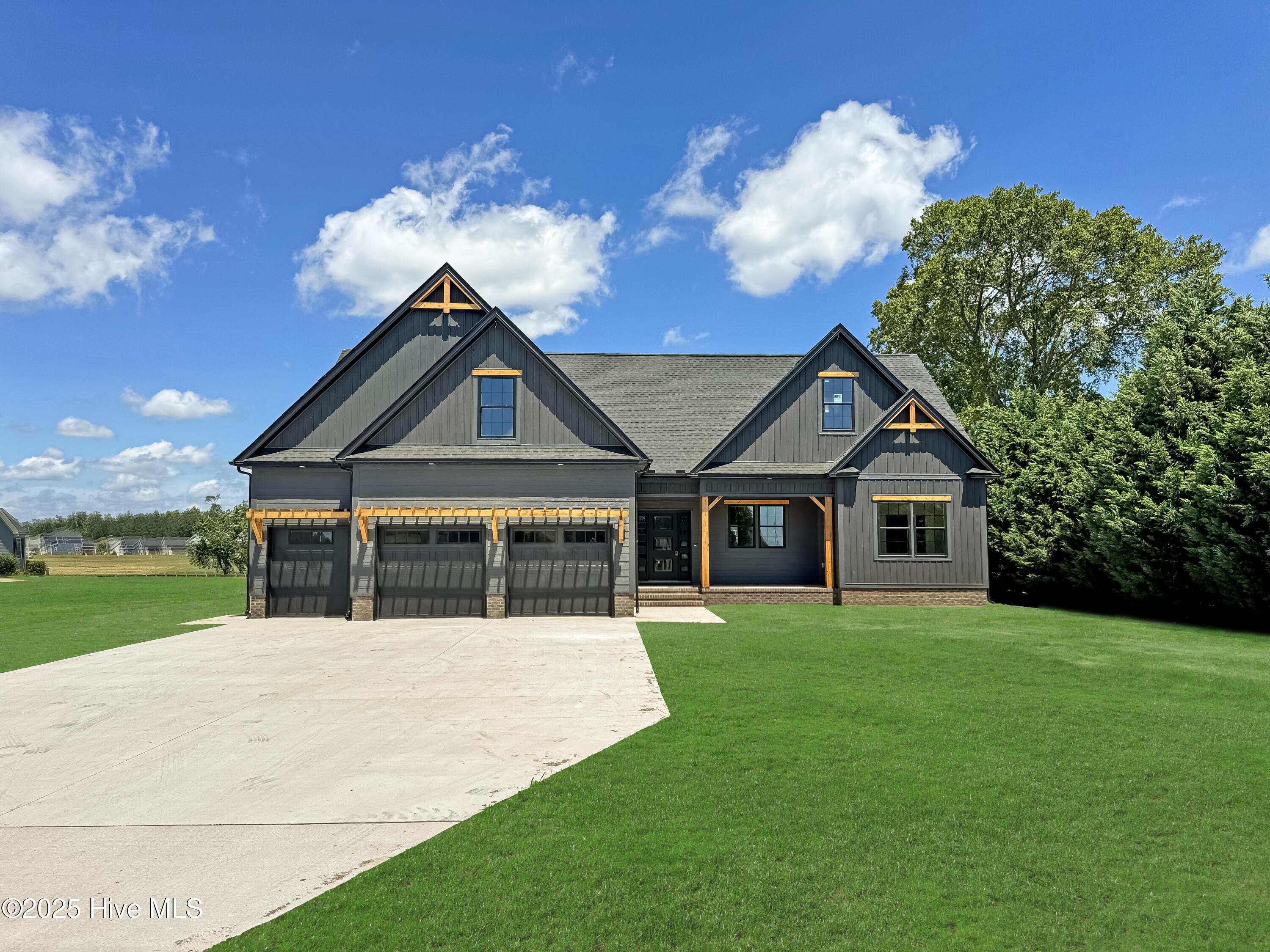 Image 1: Front of Home