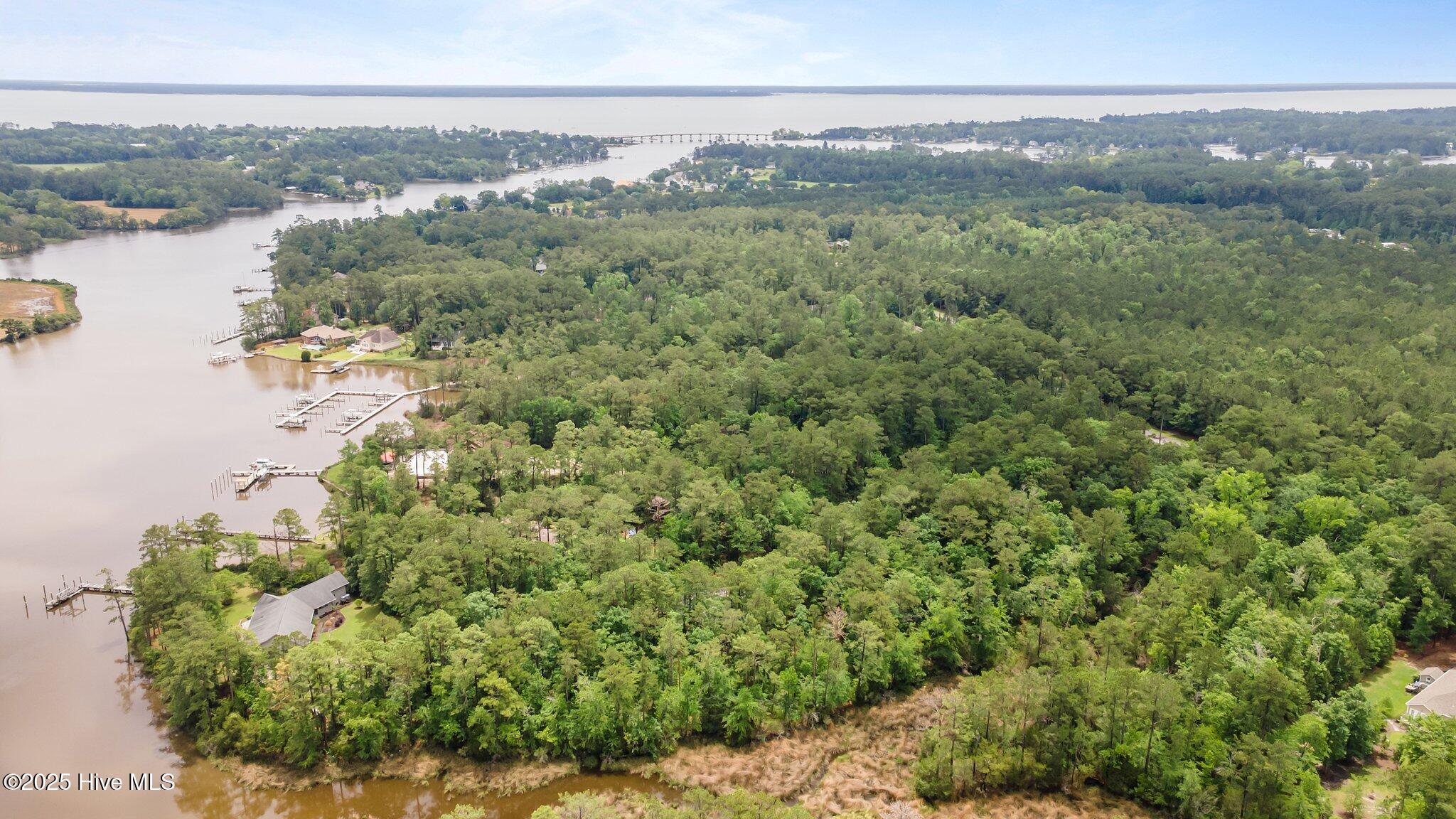 Image 4: 11-web-or-mls-DJI_0054