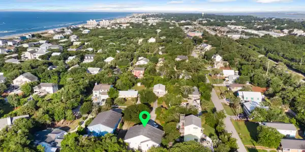 Image 3: 120Shorerush-drone-7-4-25-006