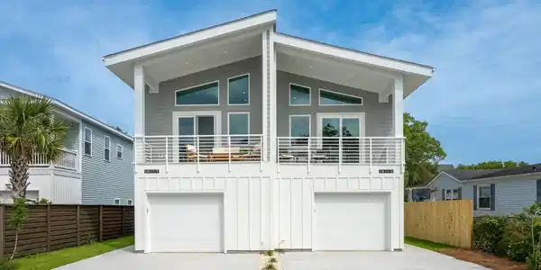 1611 Searay Lane