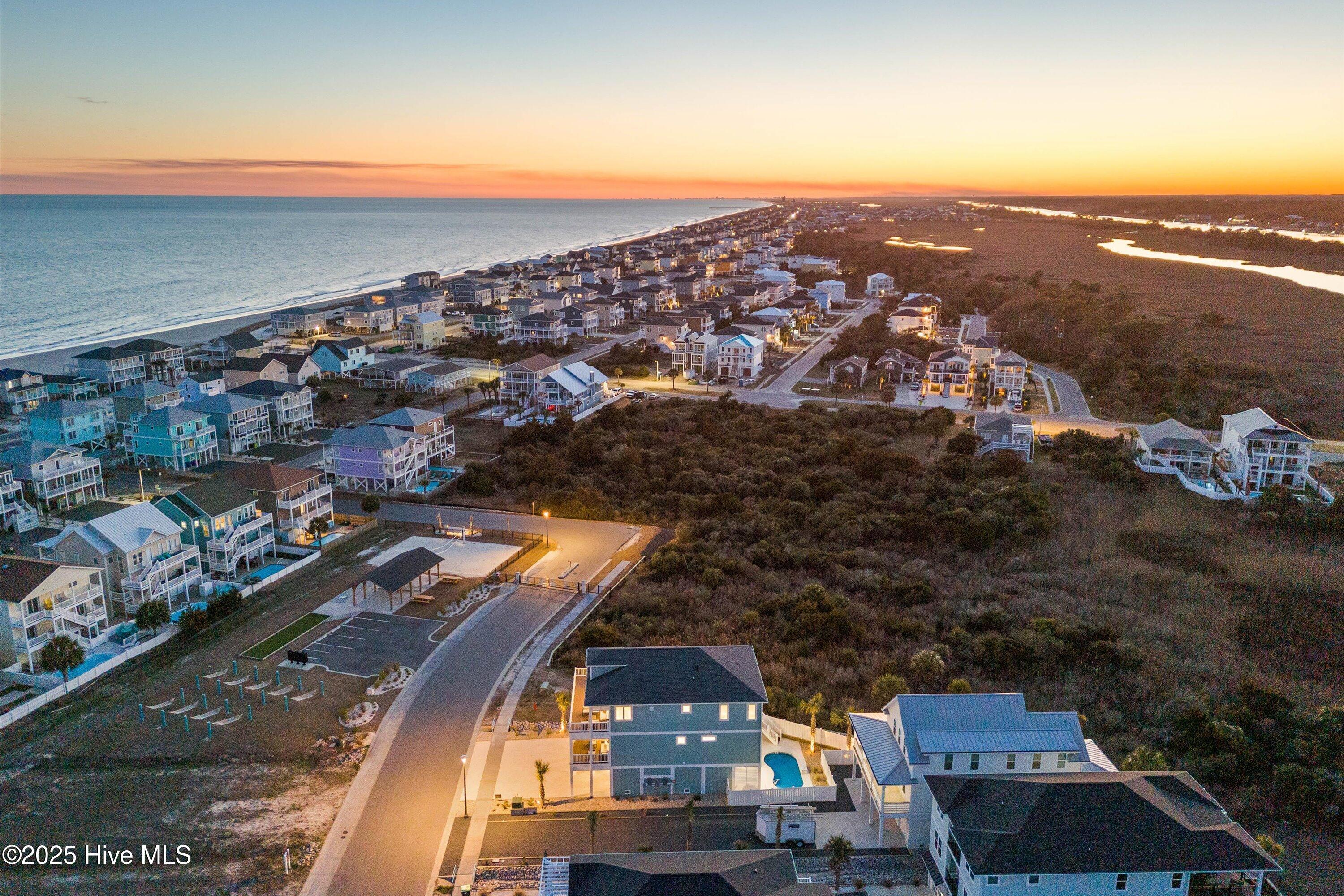 Image 3: 7 Grand View