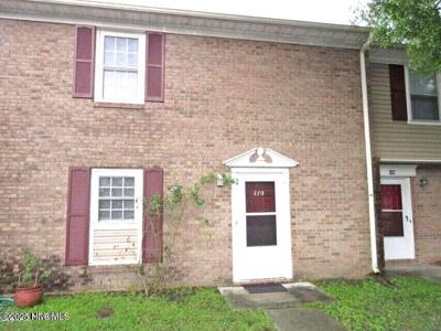 110 King George Court