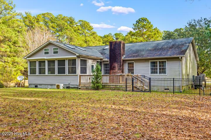 Image 4: Back of house