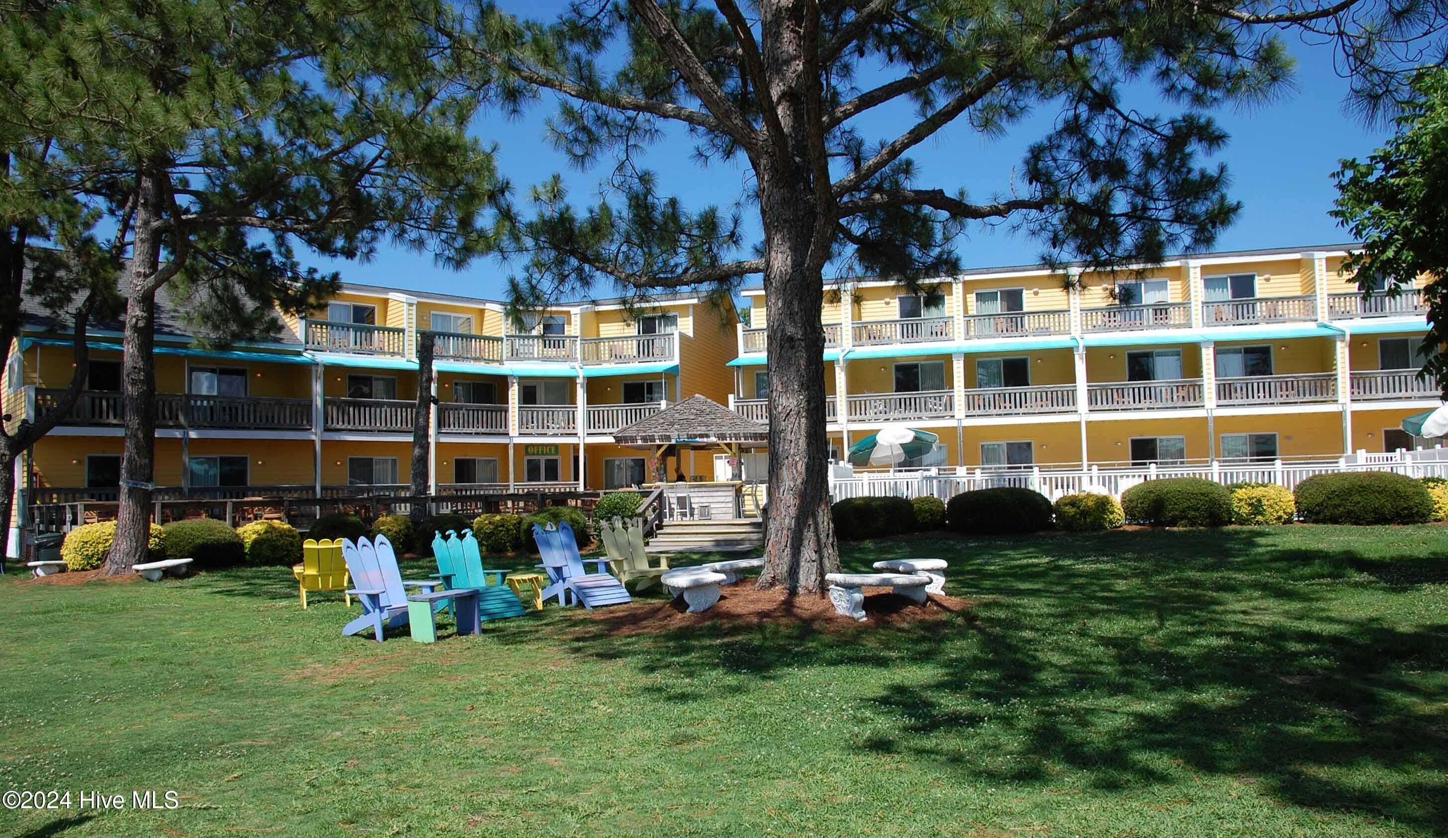 Image 2: 002_Exterior