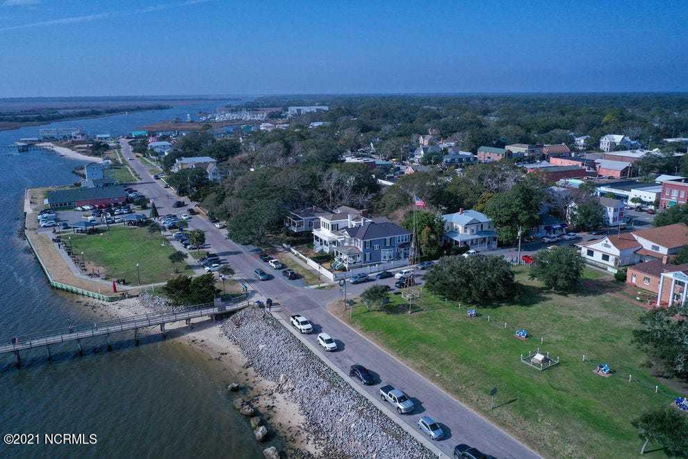 Image 3: Southport_54_990x660