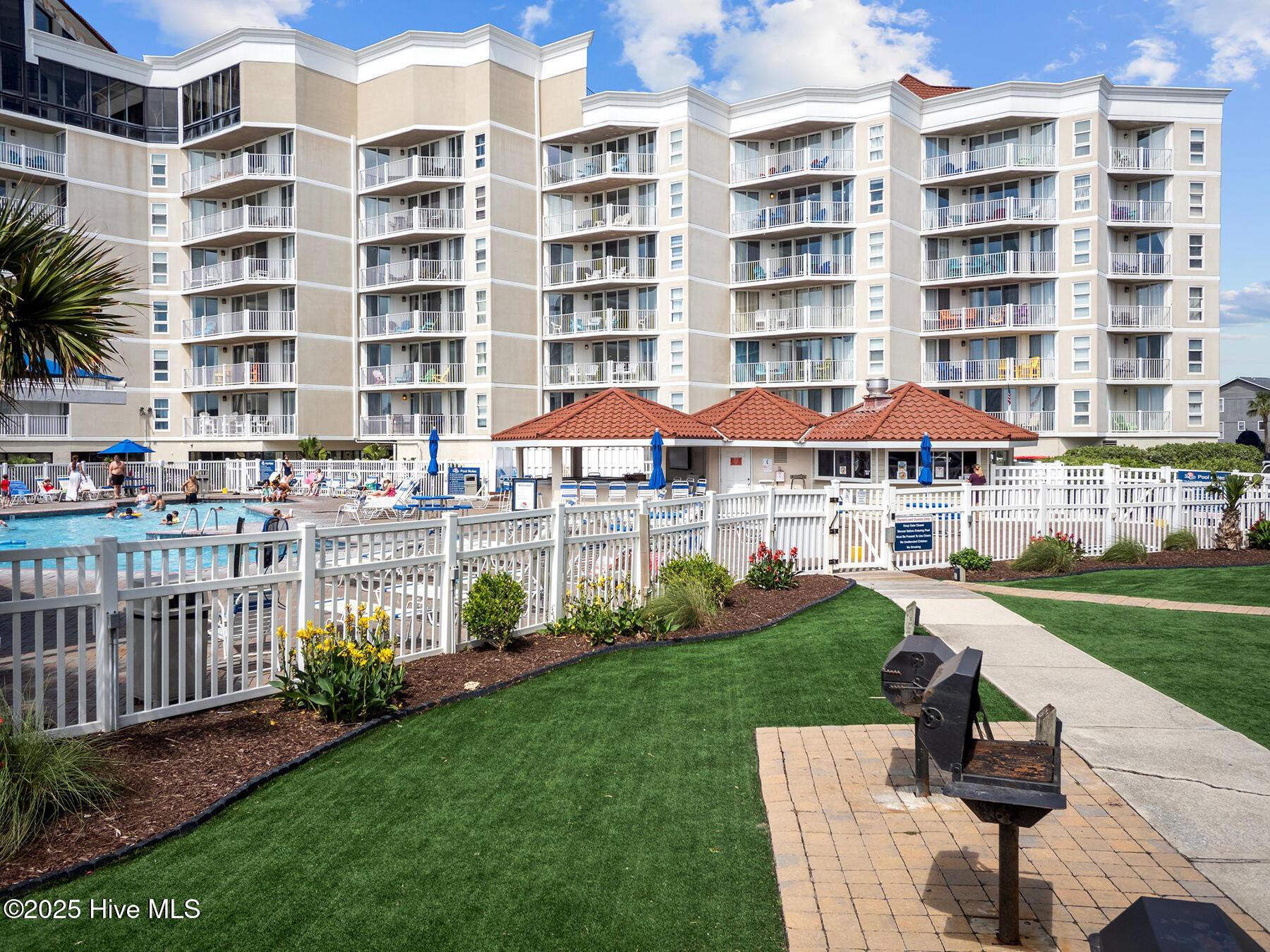 Image 1: 47-web-or-mls-P6078423