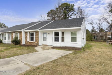 2507 Willow Crest Court