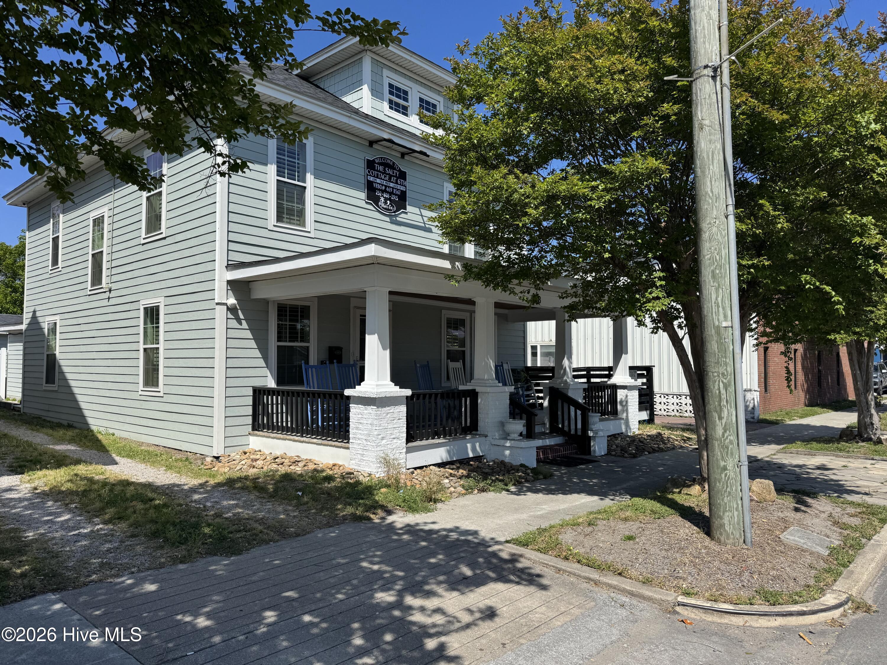 Image 2: Front Left