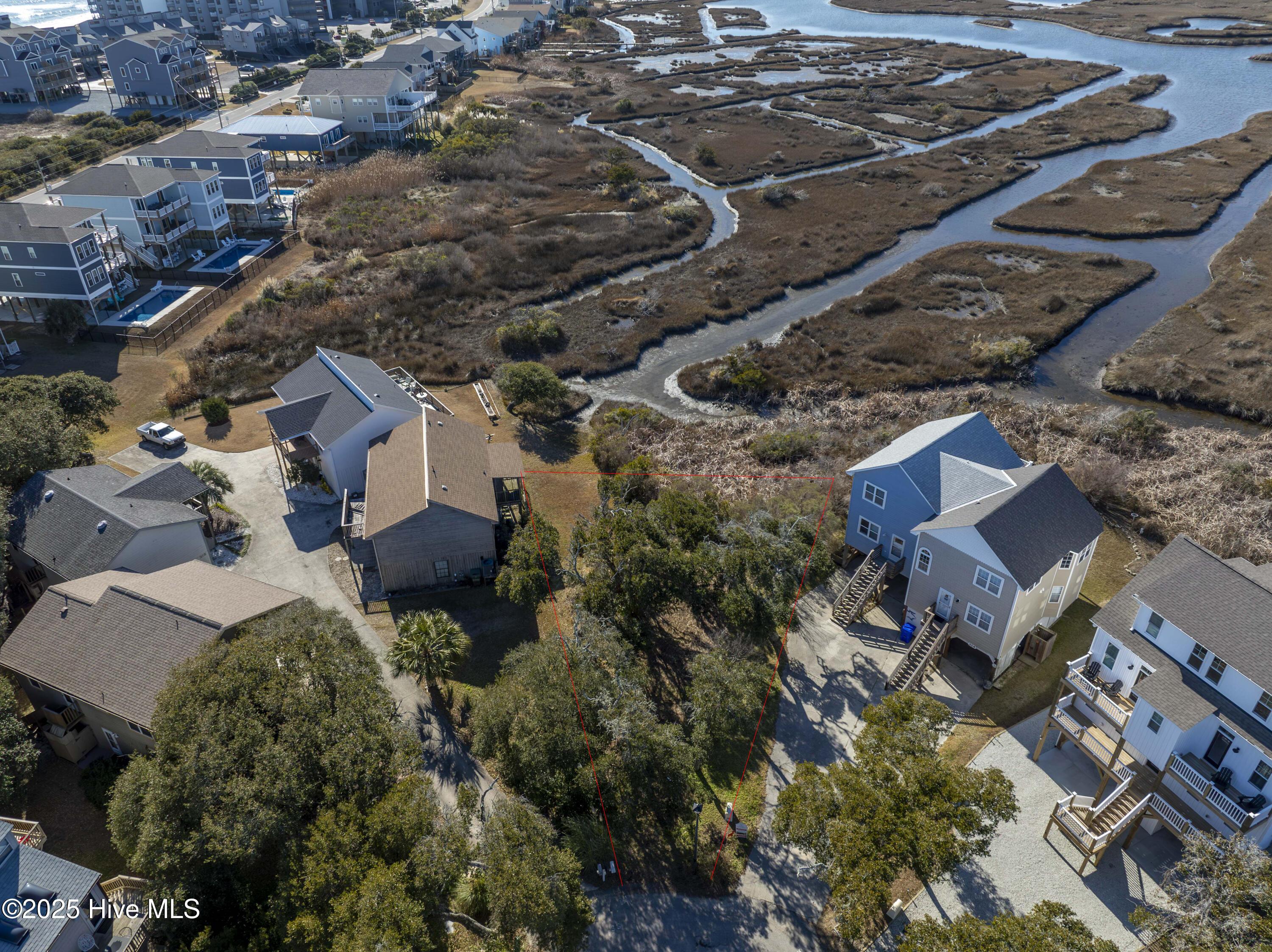 Image 3: 320 Bay Circle - Aerials - Edited_13 cop