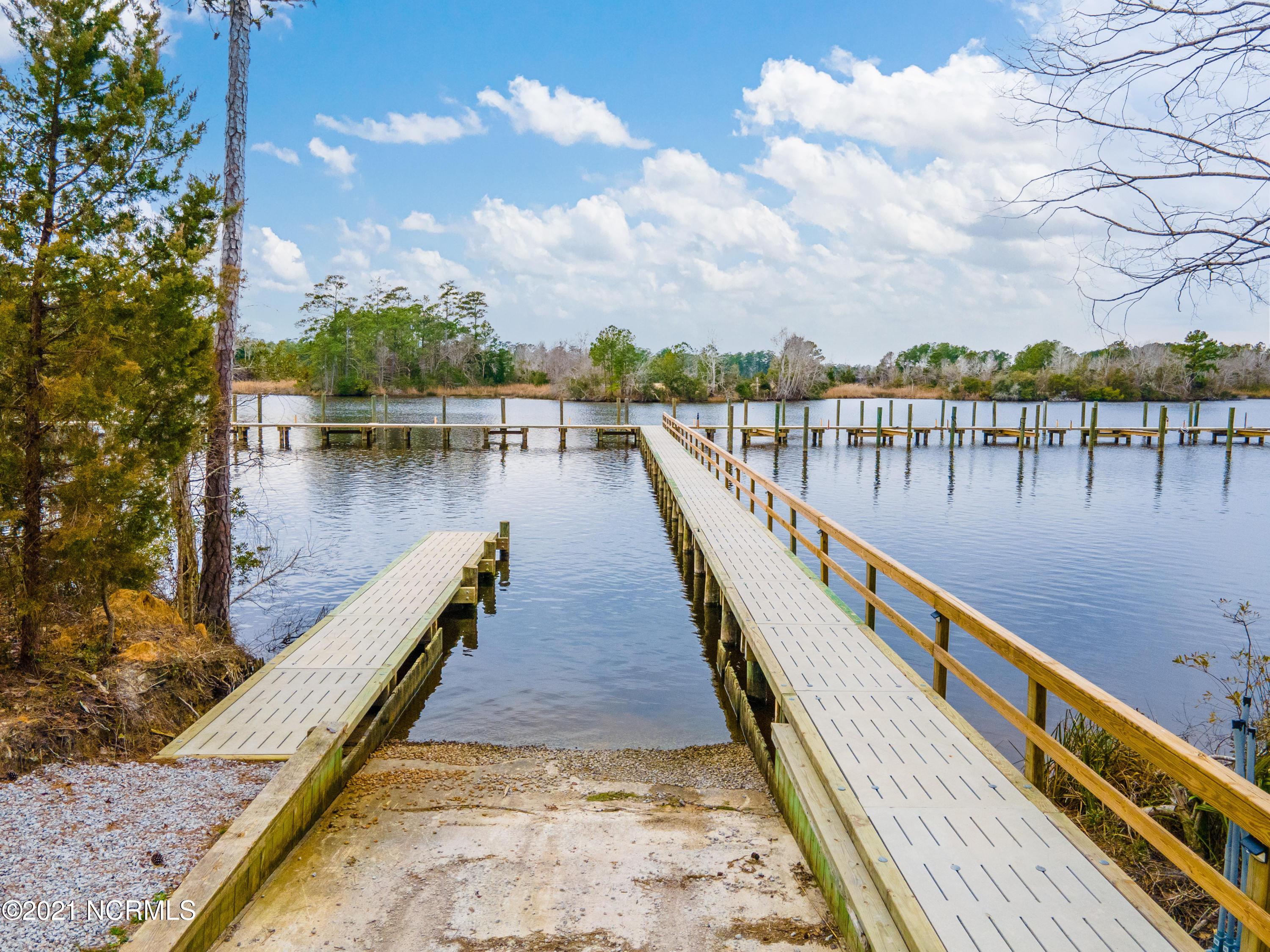 Image 2: 9219 Hart Drive, Oriental, NC