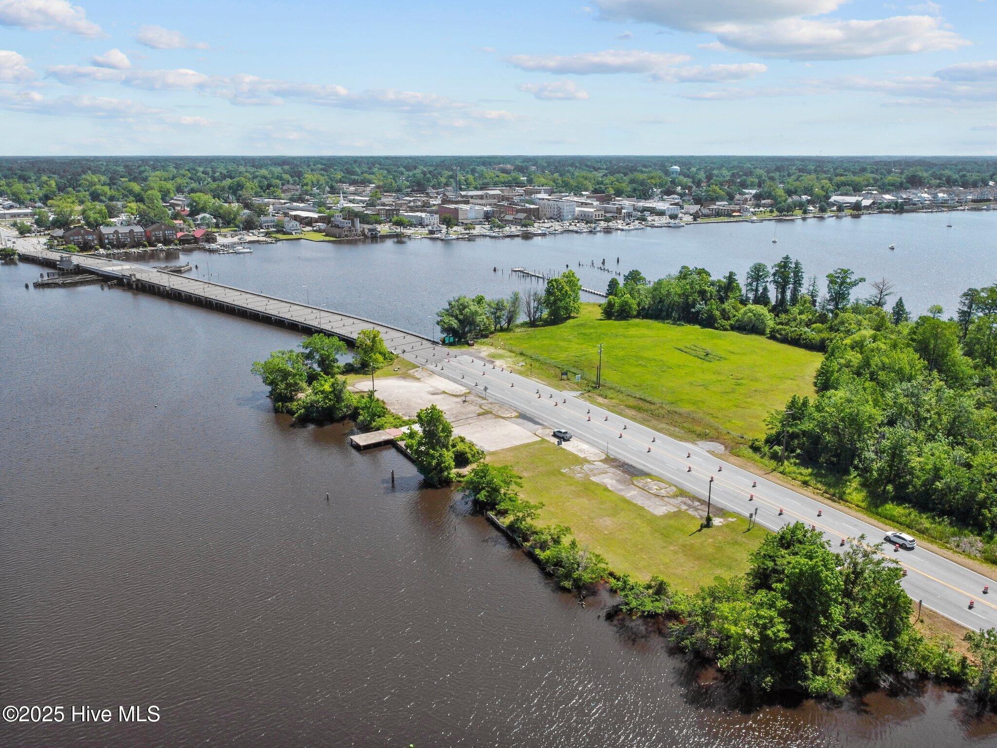 Image 2: 11-web-or-mls-DJI_0487