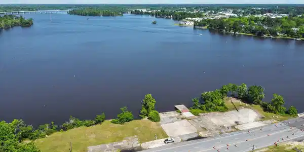 Image 4: 2-web-or-mls-DJI_0478