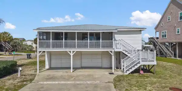 888 Ocean Boulevard W