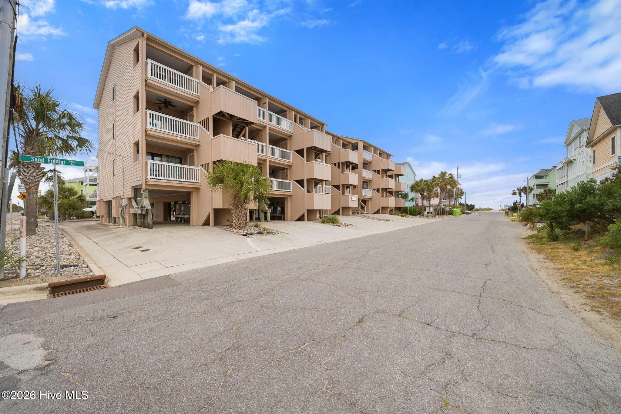 Image 2: 2-web-or-mls-GI - 1600 Canal Dr - Rental