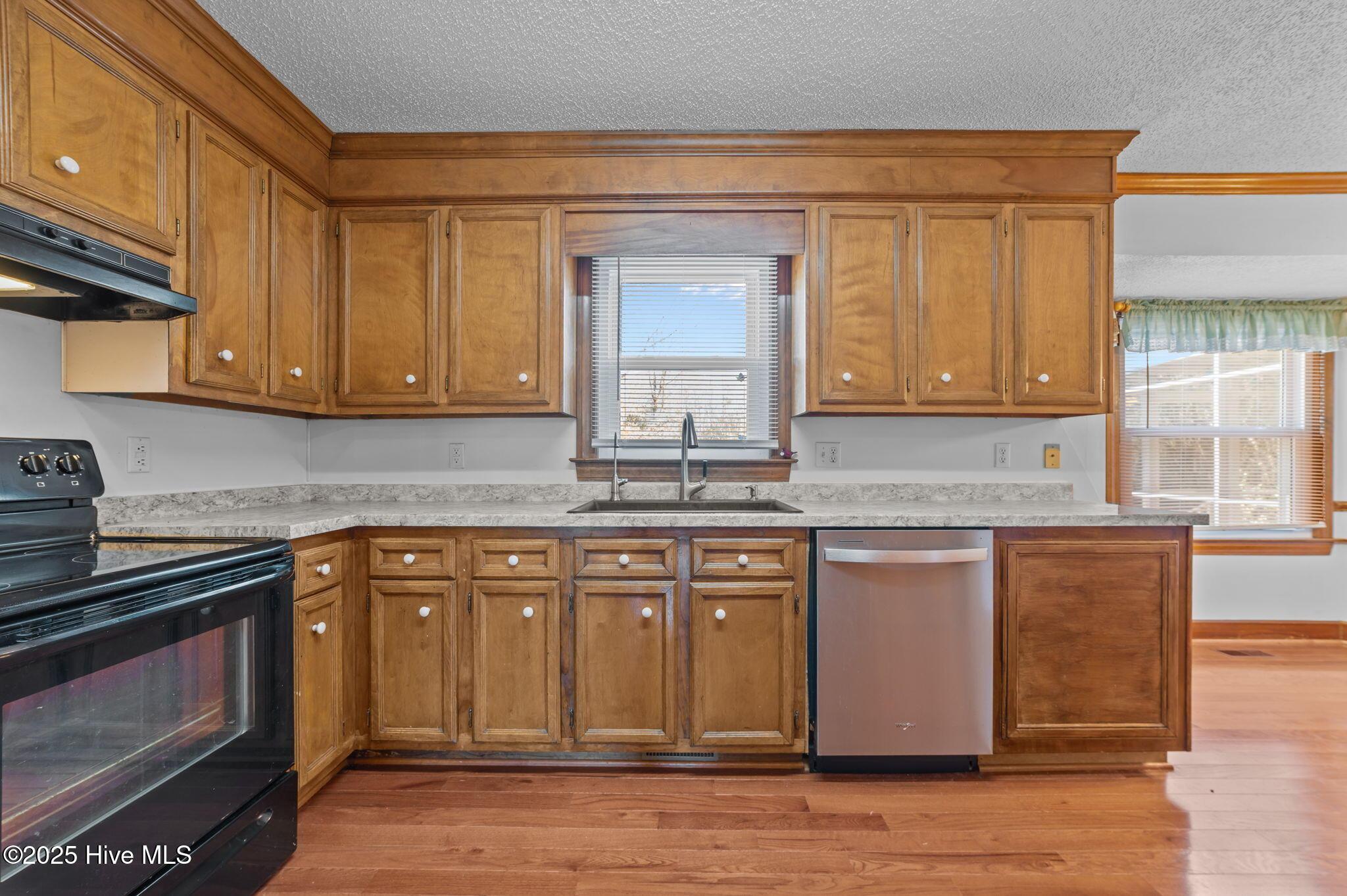 Image 3: View of Kitchen 2