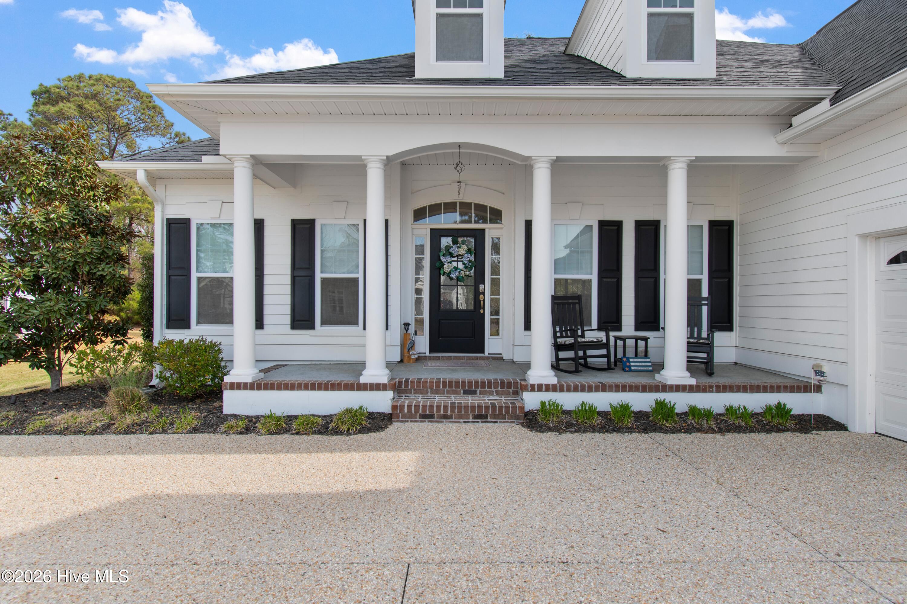 Image 4: 3886BigMagnoliaWay - 6