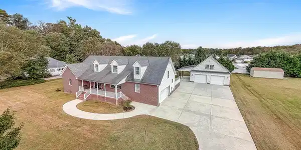 106 Fox Lane