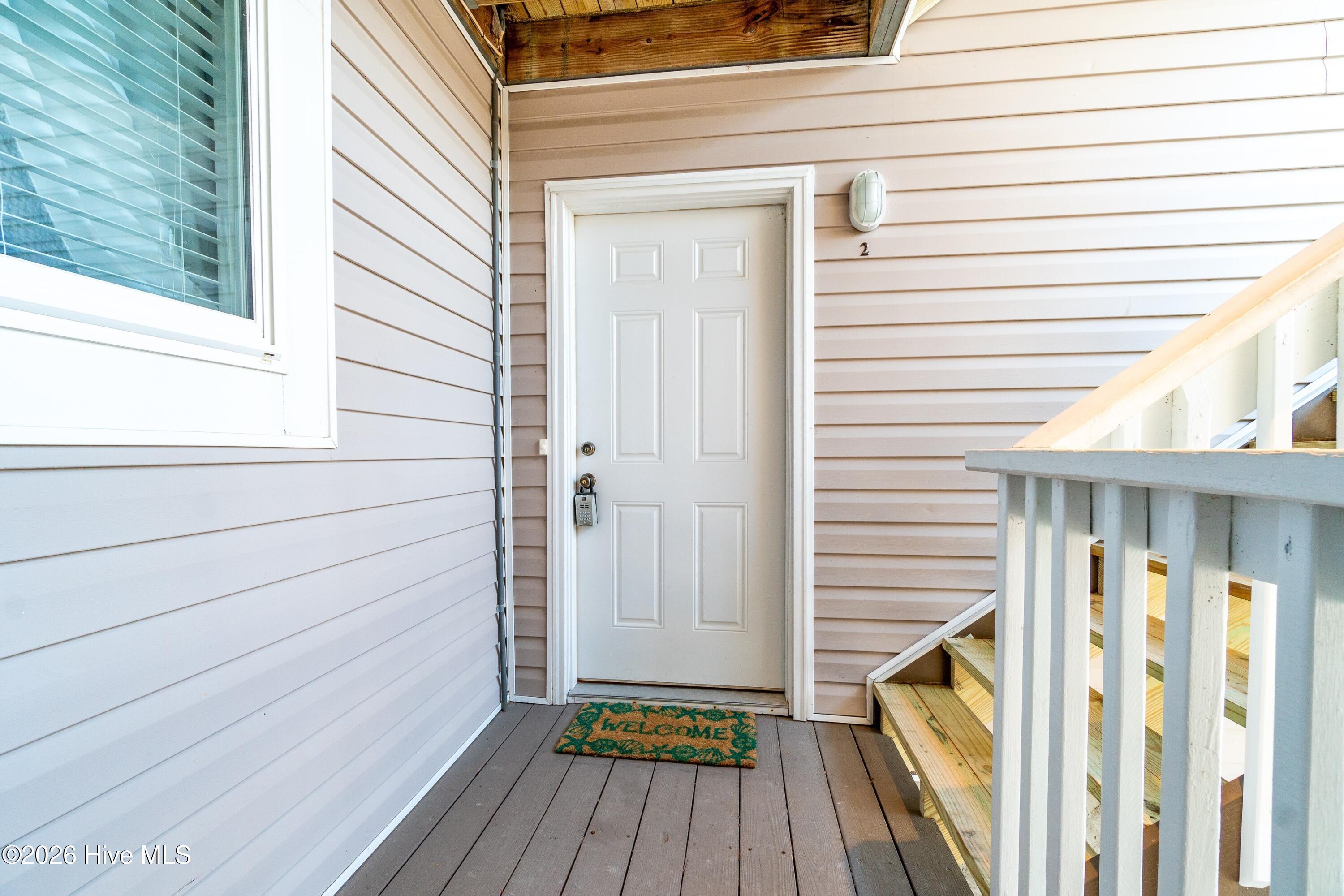 Image 2: 002_Front Entry