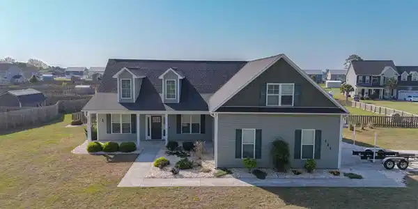 121 Shell Rock Circle
