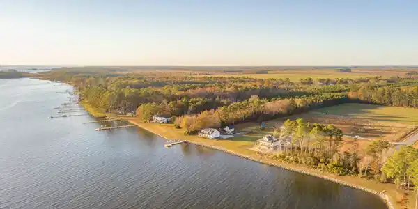 Image 3: Beaufort Bluffs (2)