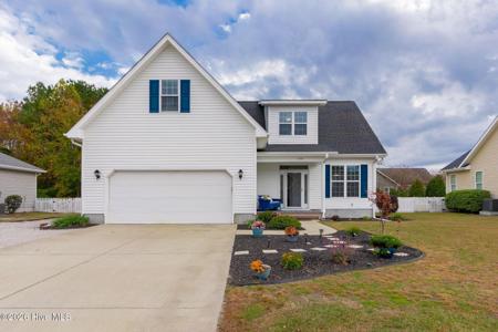 1106 Woods Court
