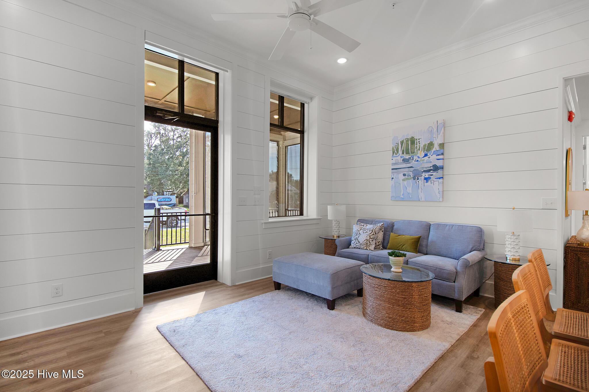 Image 4: Living Room with Porch