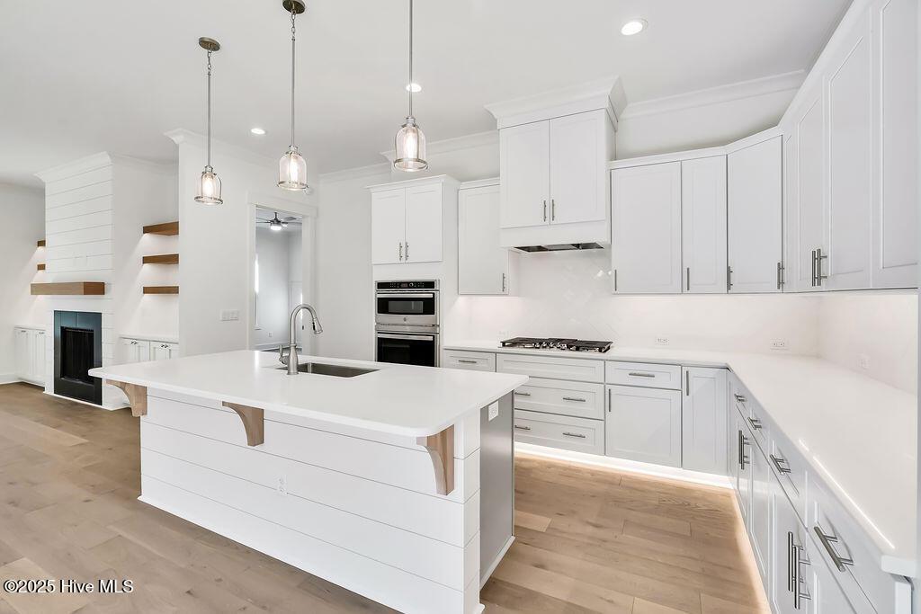 Image 4: 5138FernwoodDrive-4