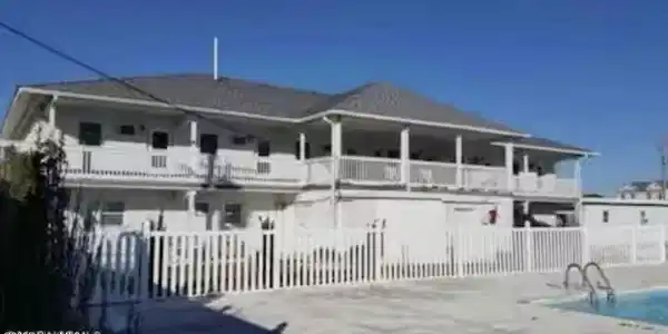 303 Henderson Boulevard Unit 14