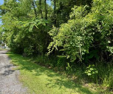109-113 Iowa Trail