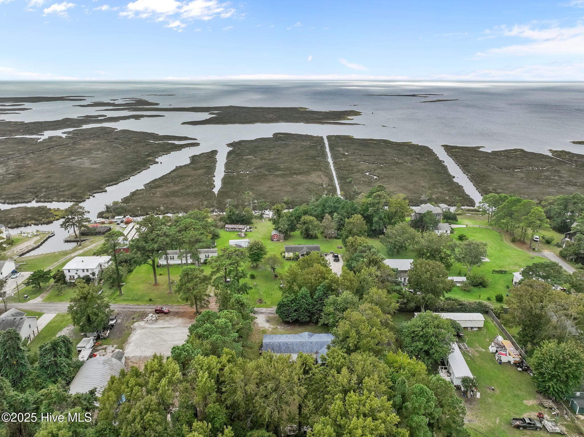 Image 2: 11-web-or-mls-DJI_0012