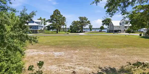 Image 4: 4-web-or-mls-DJI_20260520111437_0014_D