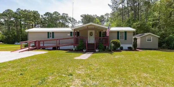 Image 4: 2-web-or-mls-chadwick-visuals-755-crow-h