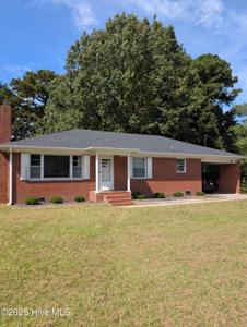1615 Edgewood Drive
