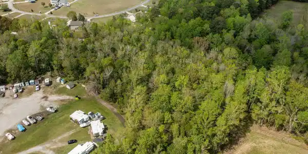 123 Deepwater Drive