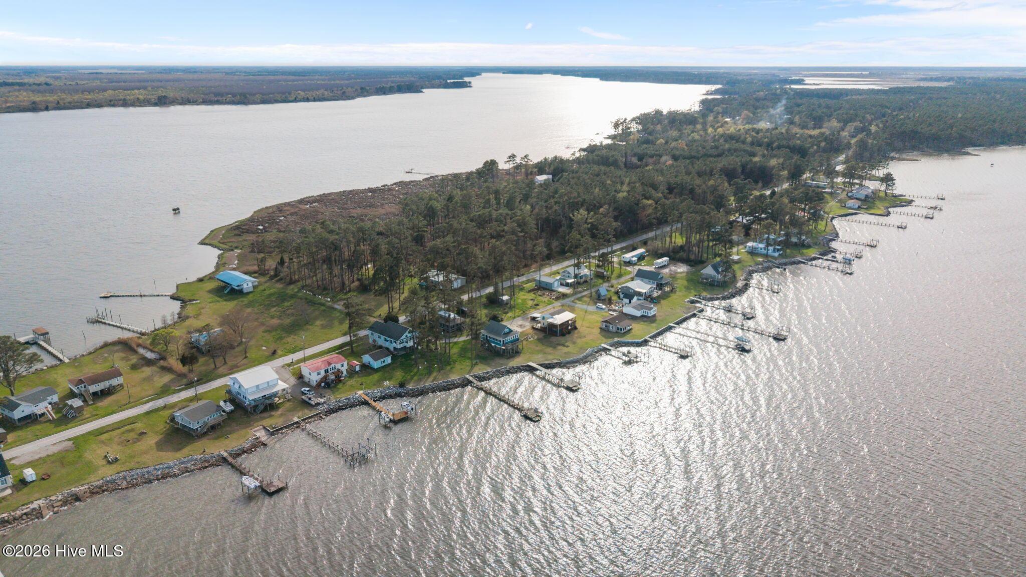 Image 3: 12-web-or-mls-DJI_20260317170614_0587_D