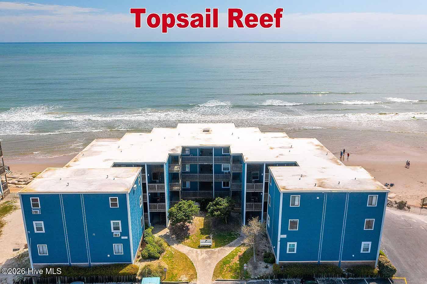 Image 2: Topsail Reef - Oceanfront