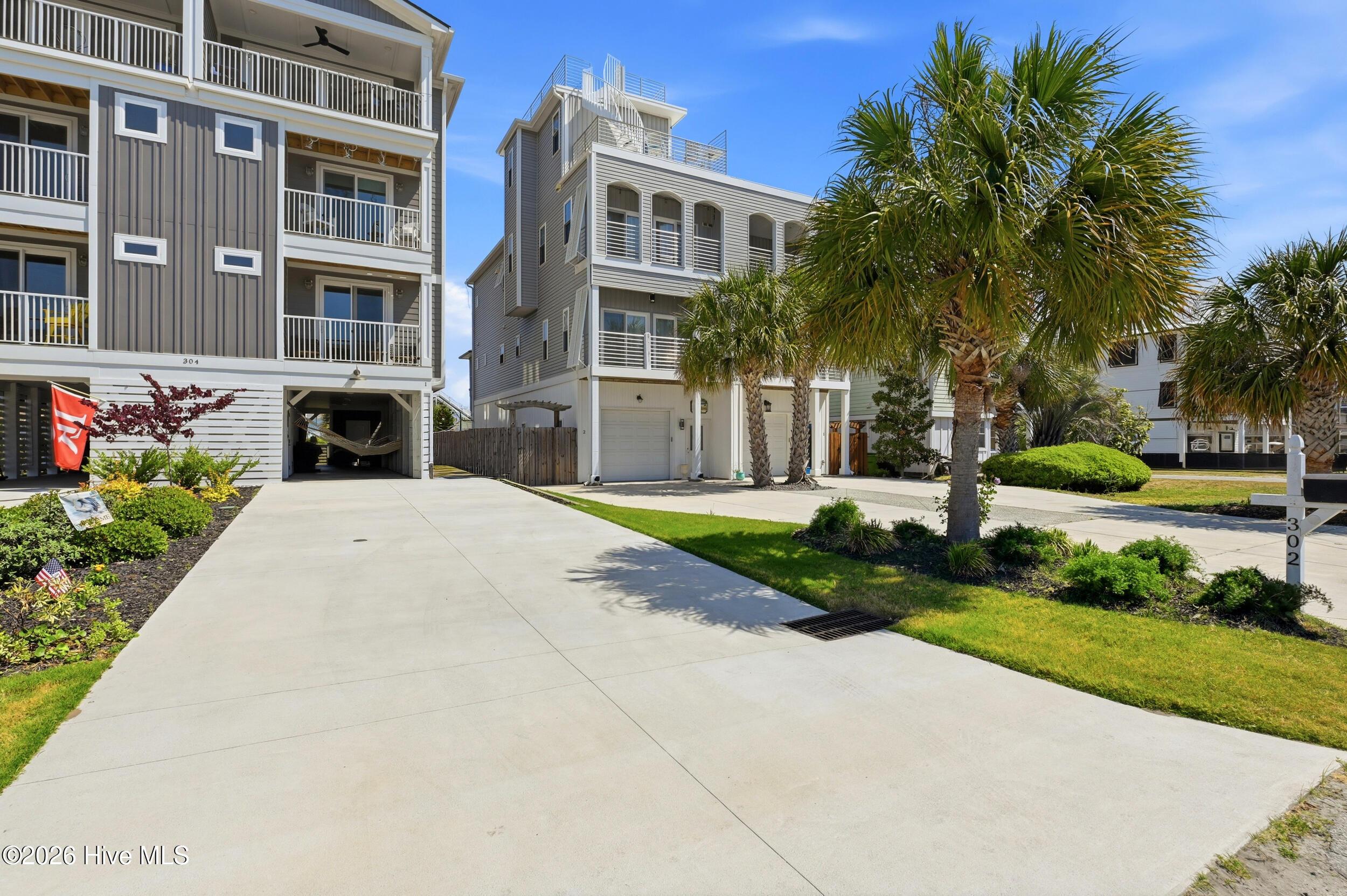 Image 4: 2_302_alabama_ave_unit_2_002