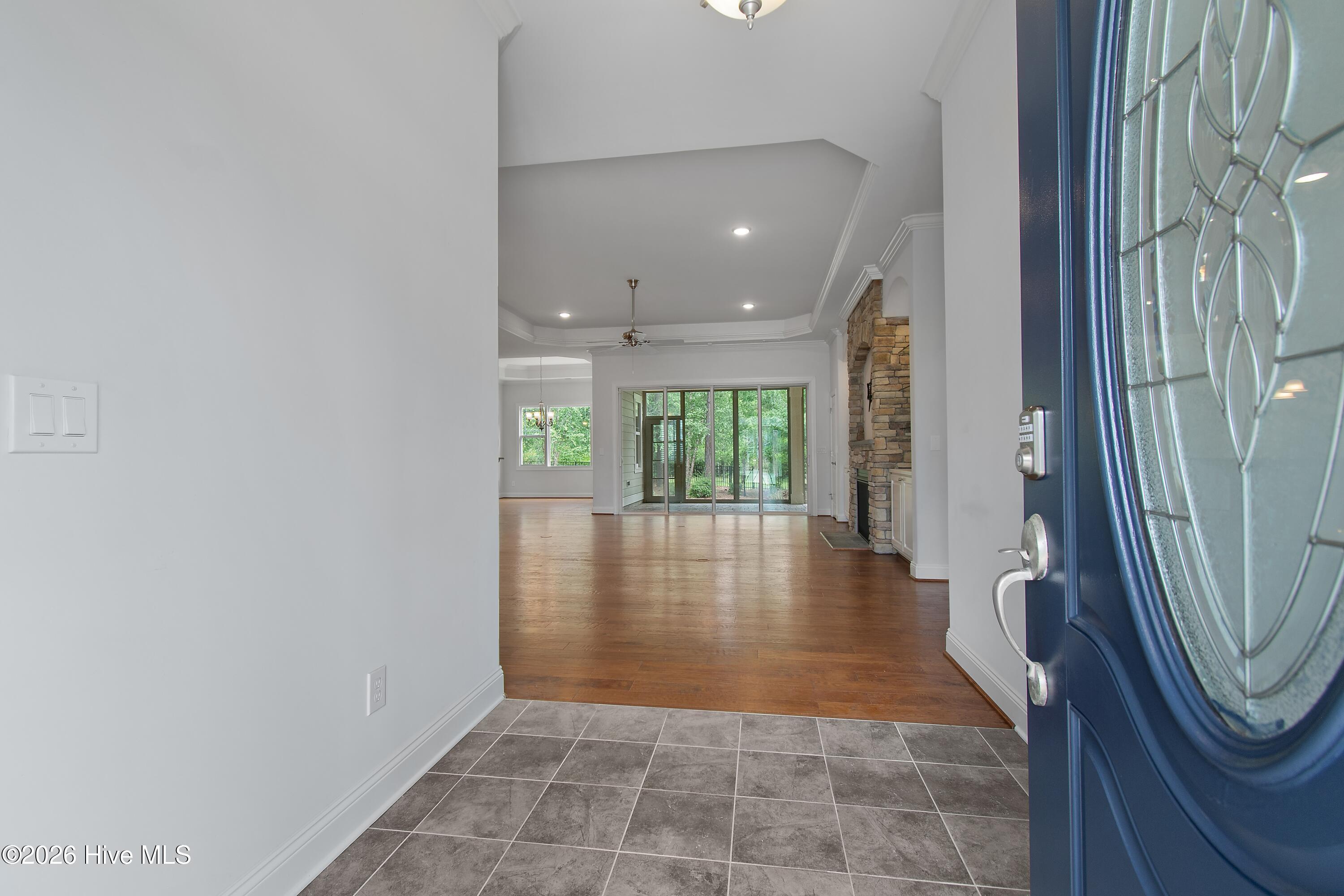 Image 4: 3826GrandWillowCir - 8